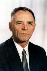 Академик  Национальной академии наук Беларуси, доктор физико-математических наук, профессор Александр Федорович Чернявский 